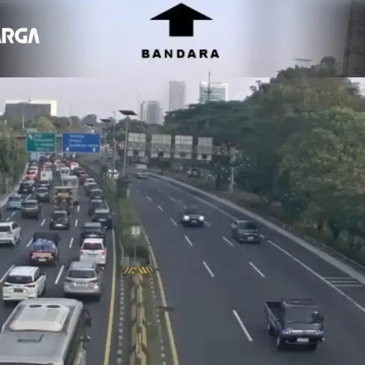 Aksi Unjuk Rasa Picu Penutupan Gerbang Tol Pejompongan dan Slipi