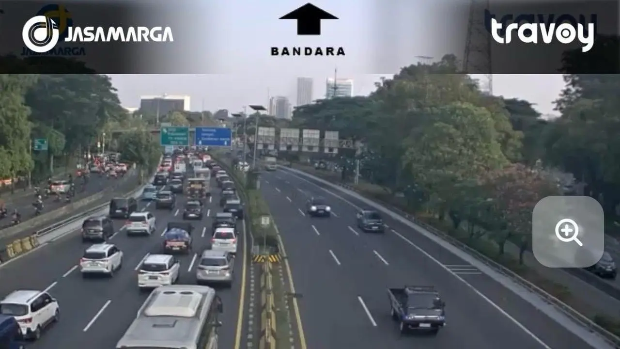 Aksi Unjuk Rasa Picu Penutupan Gerbang Tol Pejompongan dan Slipi