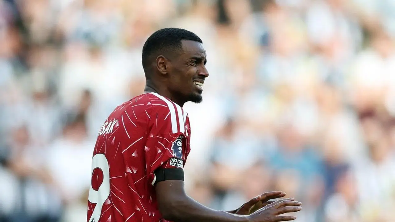 Alexander Isak Dikritik Habis-habisan Meski Cetak Gol untuk Liverpool