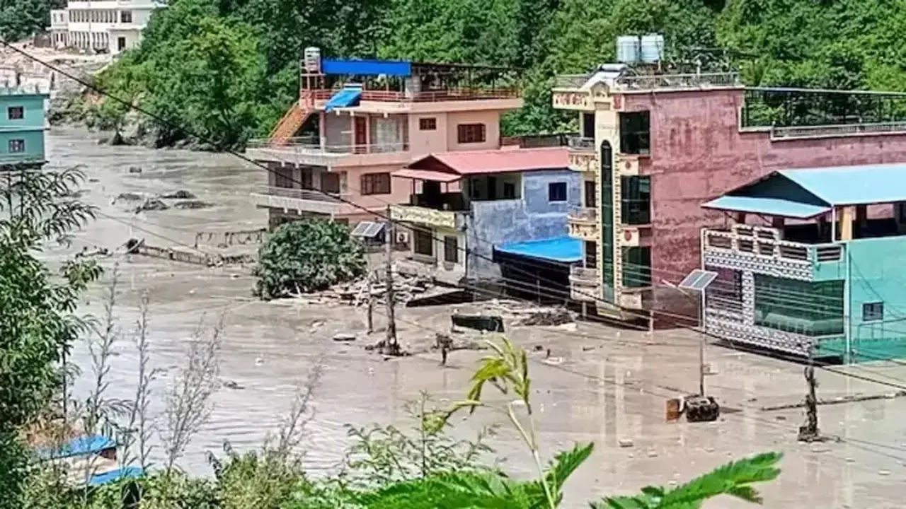 Banjir Dahsyat Himalaya: Ancaman Longsor dan Perubahan Iklim Meningkat