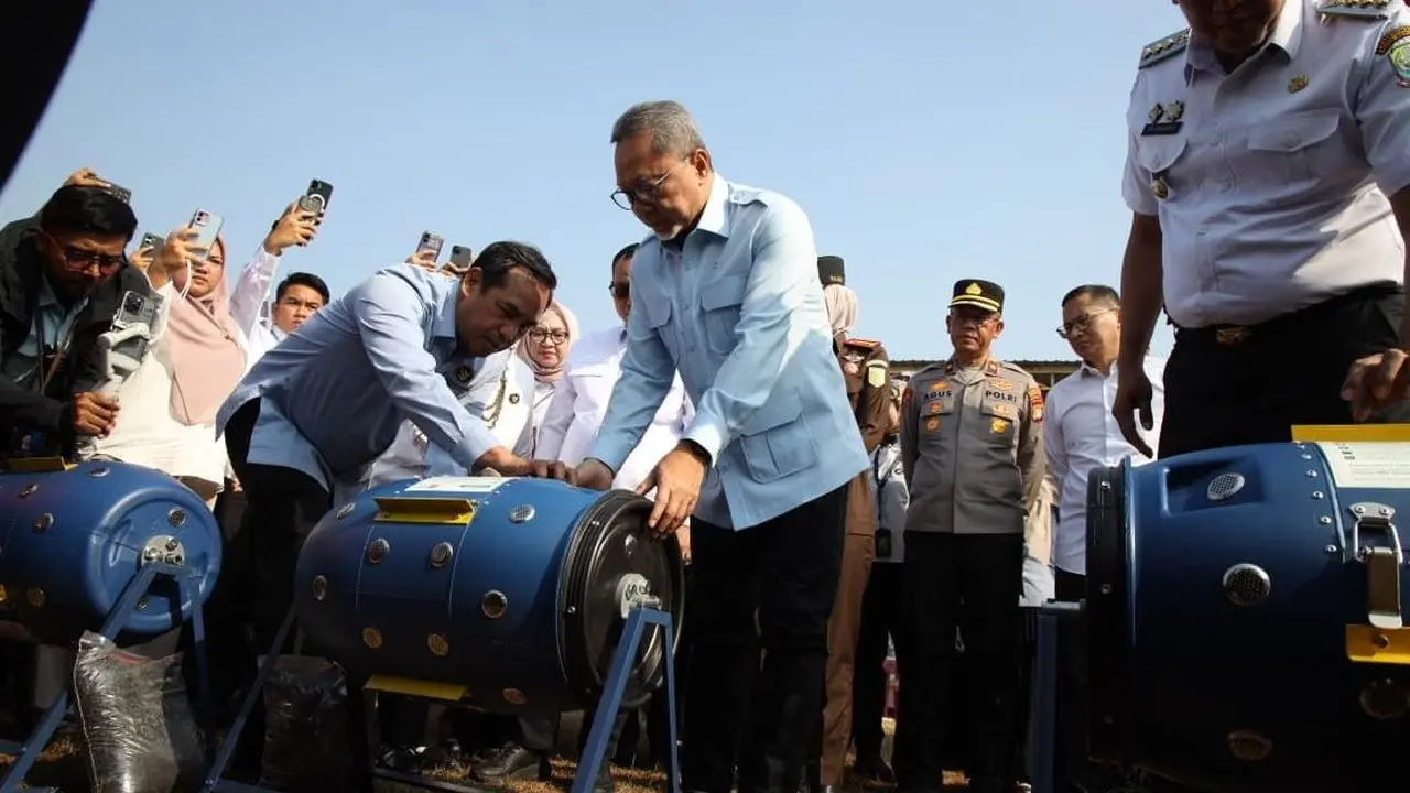 Bekasi Ubah Sampah Jadi Energi, Zulhas Dorong Solusi Hulu-Hilir