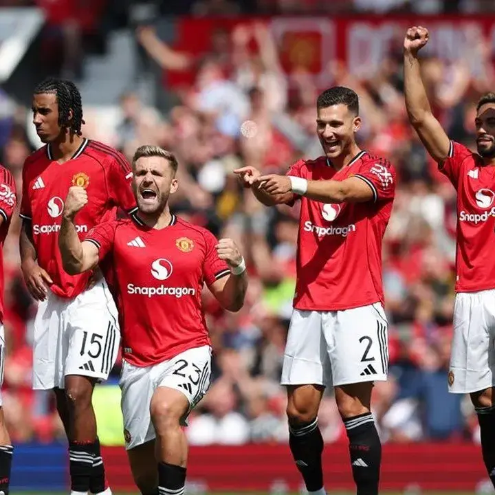 Bryan Robson Sarankan MU Rekrut Bek Kiri Baru, Tapi Ada Kendala Dana