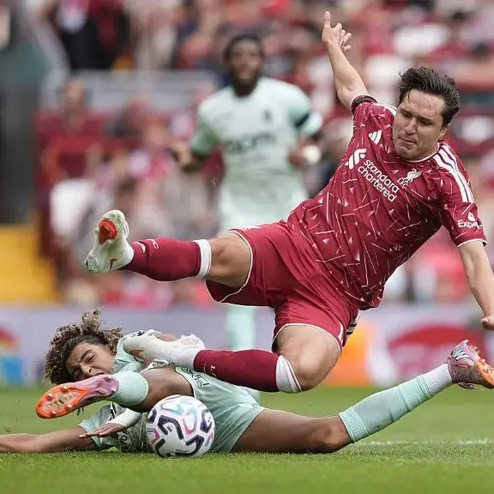 Cedera Otot Ringan Buat Federico Chiesa Absen Bela Liverpool