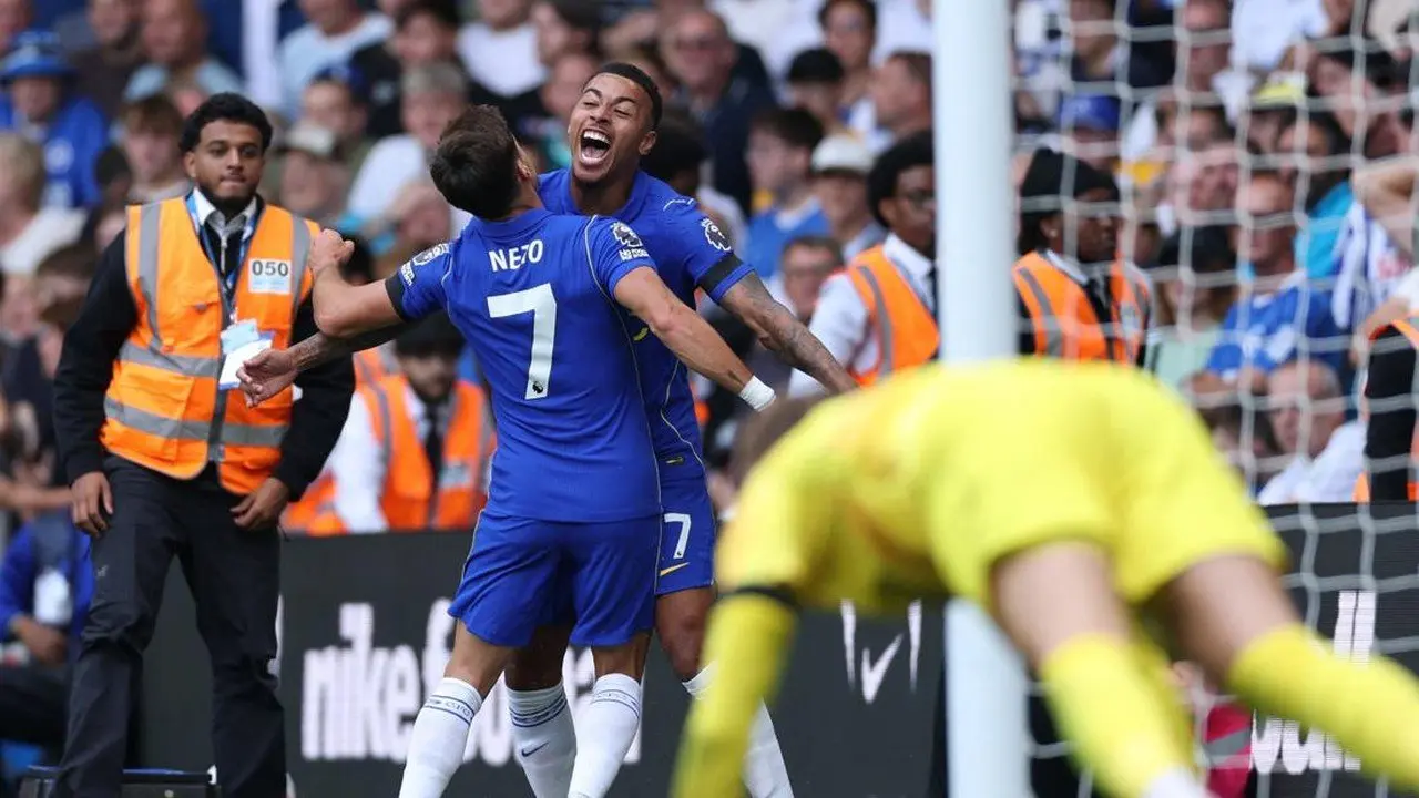 Chelsea Ungguli Brighton 3-1 di Babak Pertama, Debut Martinez