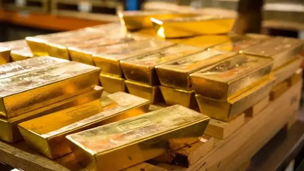 Emas Hadapi Ujian Krusial: Level US$ 4.500 Jadi Kunci Arah Pekan Ini