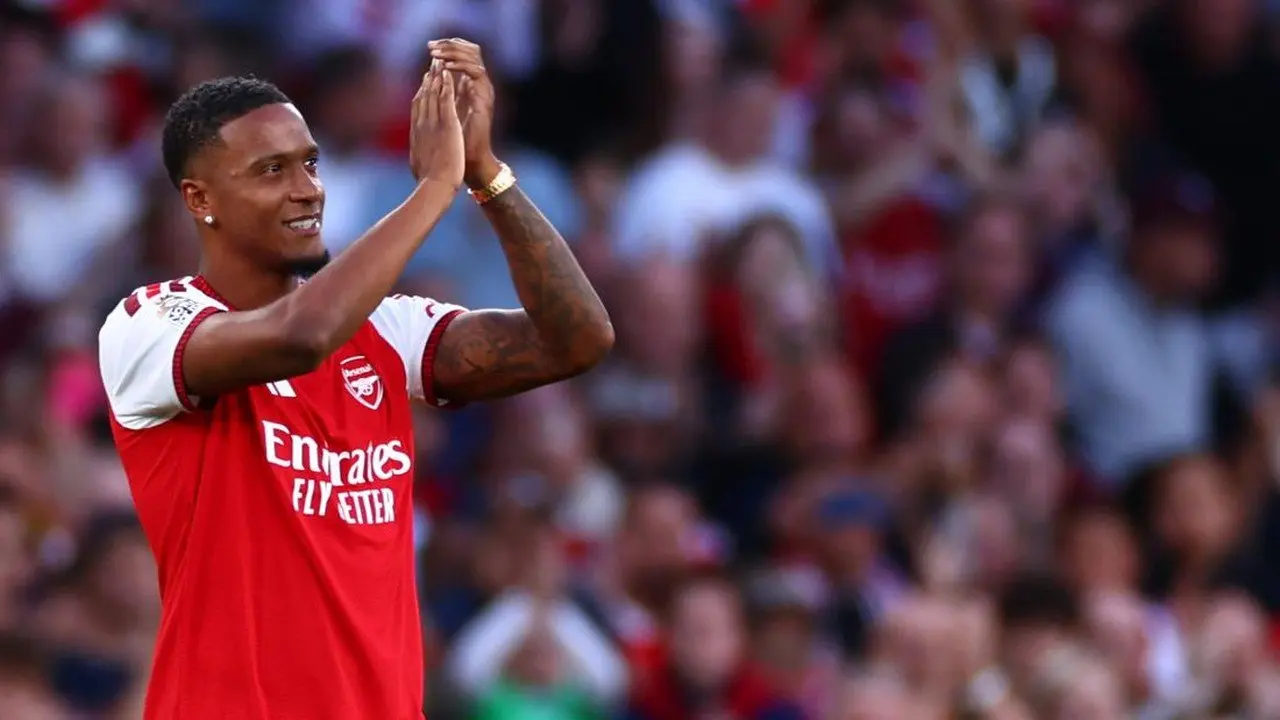 Ezri Konsa Berpeluang Debut Lawan Mantan Klub Bersama Arsenal