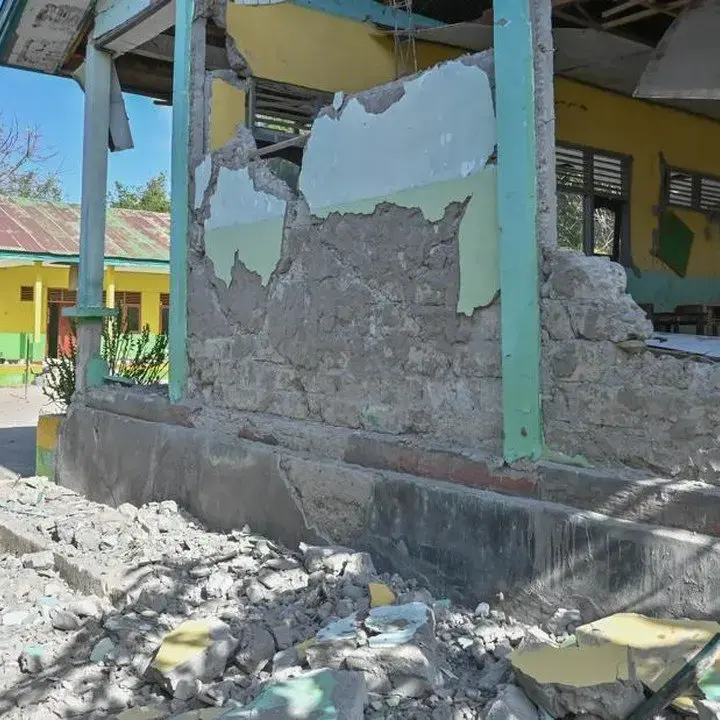 Gempa NTT: Korban Jiwa Bertambah Jadi 111 Orang, Ratusan Gempa Susulan Terjadi