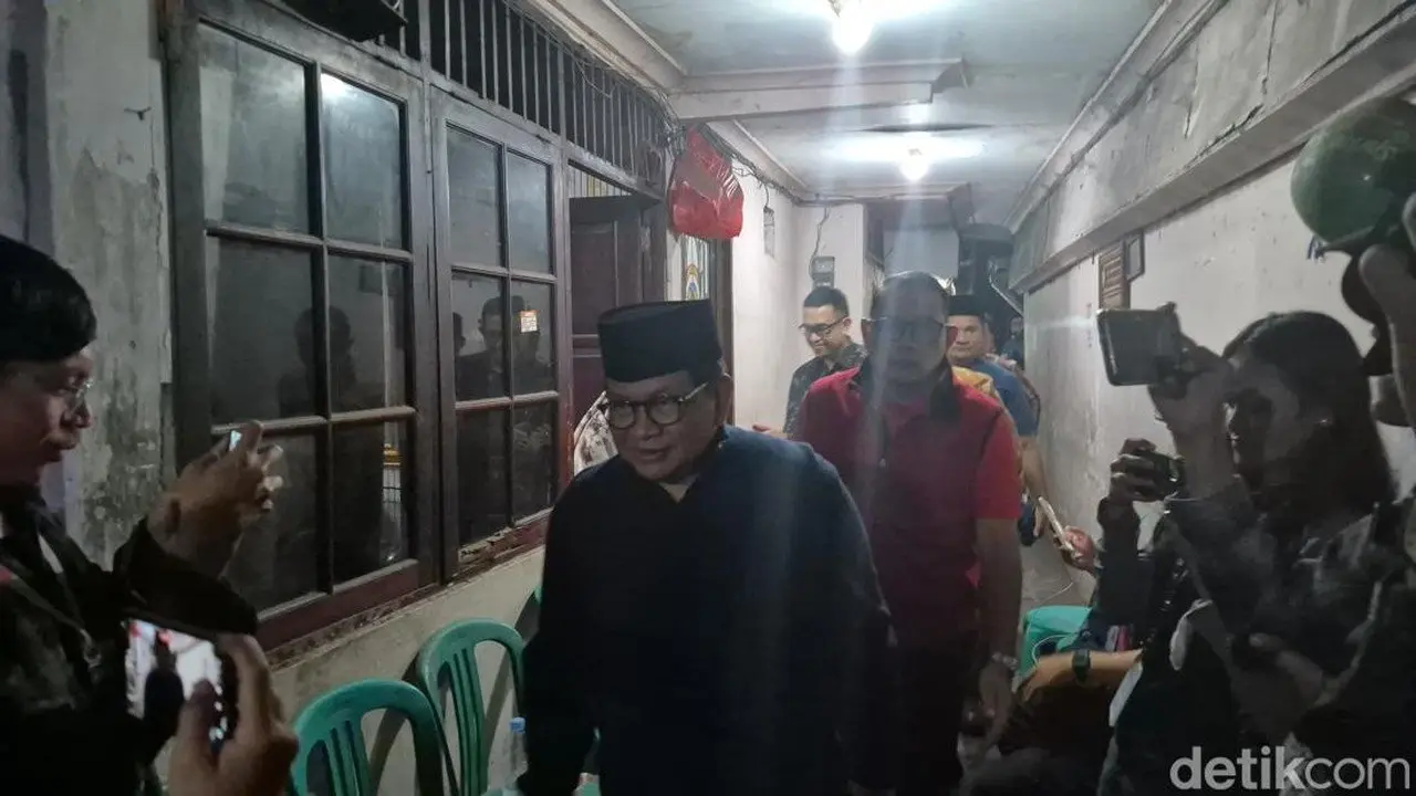 Gubernur DKI Jakarta Melayat ke Keluarga Korban Meninggal di Pejompongan