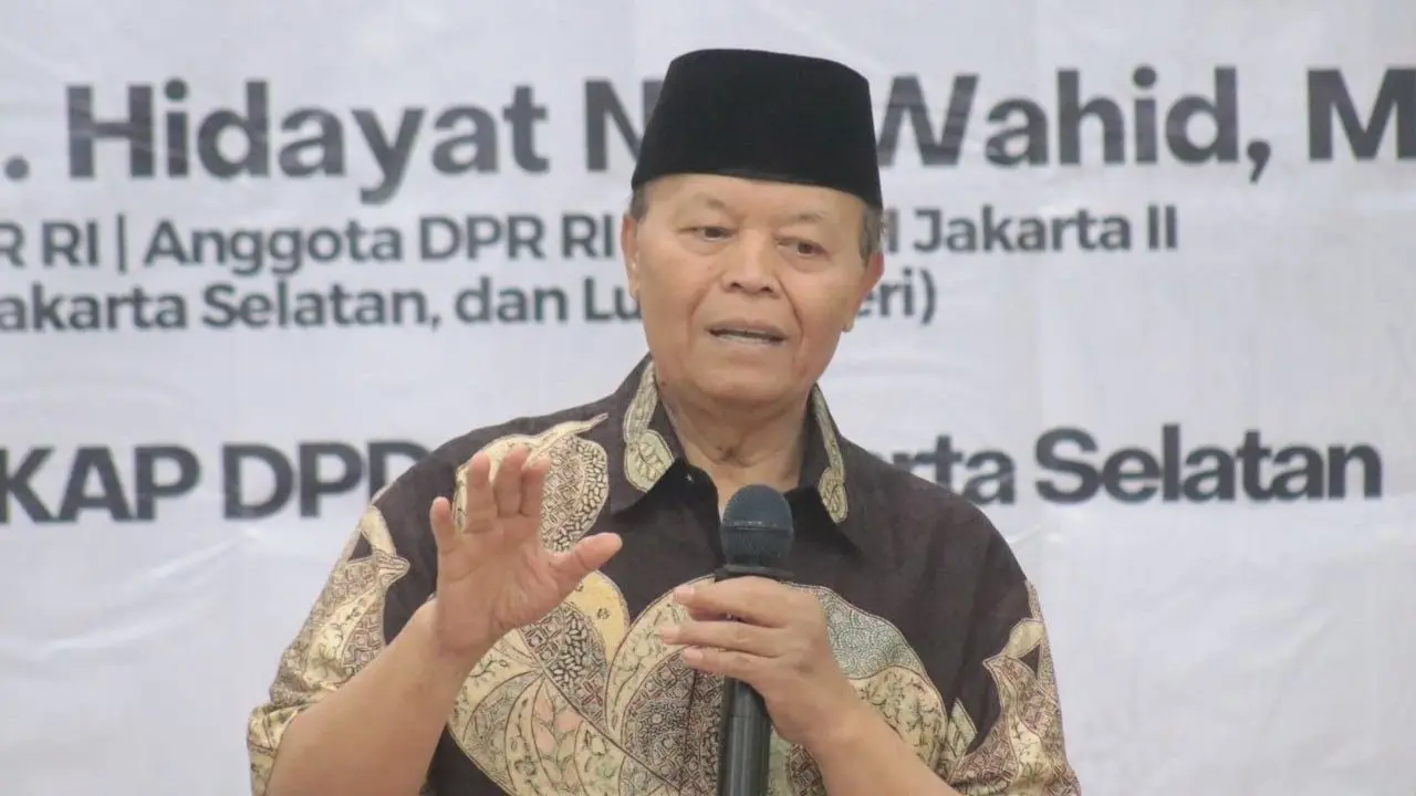 Hidayat Nur Wahid Desak Perbaikan Sistem Desil untuk Keakuratan Bansos