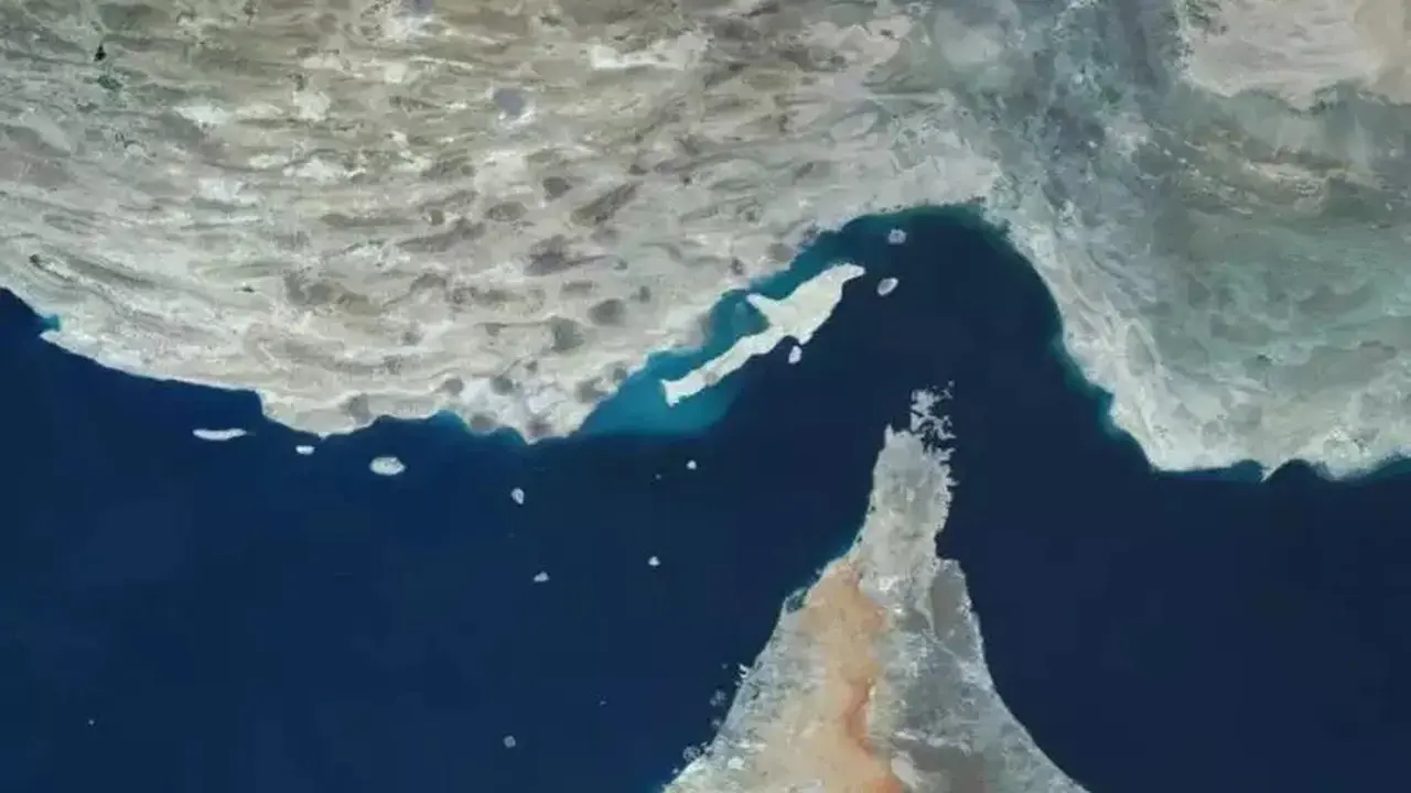 Iran-Oman Sepakat Bagi Hasil Selat Hormuz, AS Tolak Biaya Lintasan