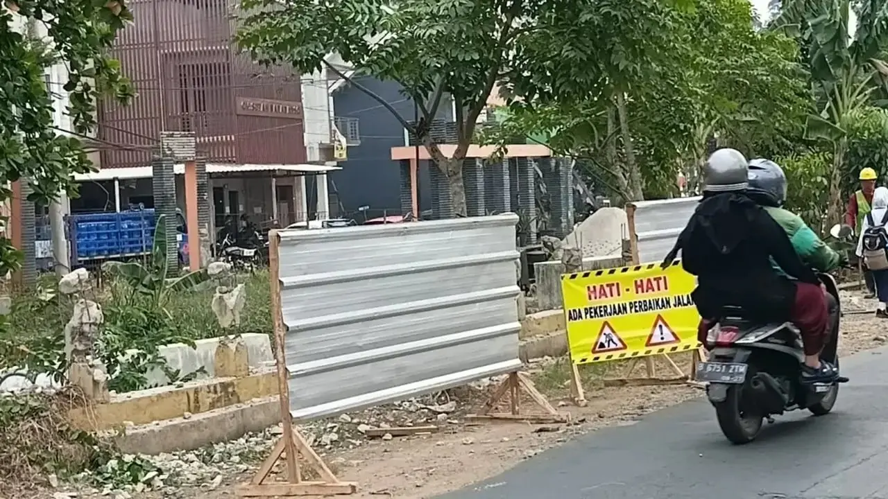 Jalan Raya Cipayung Depok Ditutup untuk Perbaikan, Ini Jalur Alternatifnya