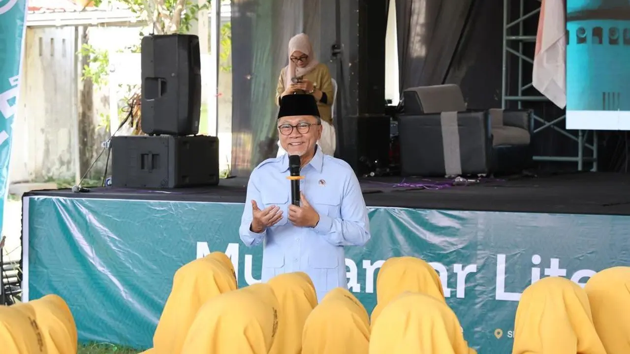 Kelola Sampah Pesantren, Zulhas Jadikan Inovasi Santri Contoh Nasional