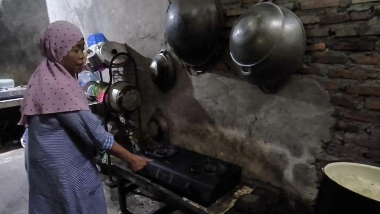 Ledakan Tabung Gas di Bekasi Tewaskan Ayah dan Anak, Enam Orang Terluka Parah