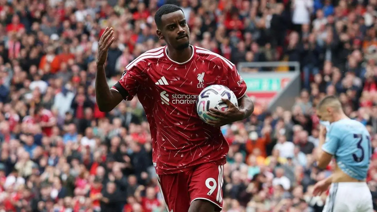 Liverpool Imbang Lawan Nottingham Forest, Alexander Isak Soroti Momentum