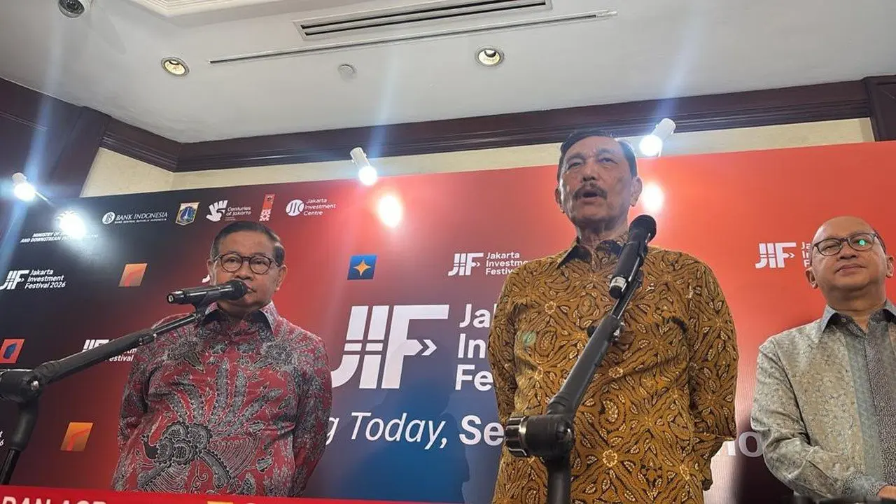Luhut: Teknologi Digital Berhasil Tekan Angka Bansos Salah Sasaran Hingga di Bawah 5 Persen