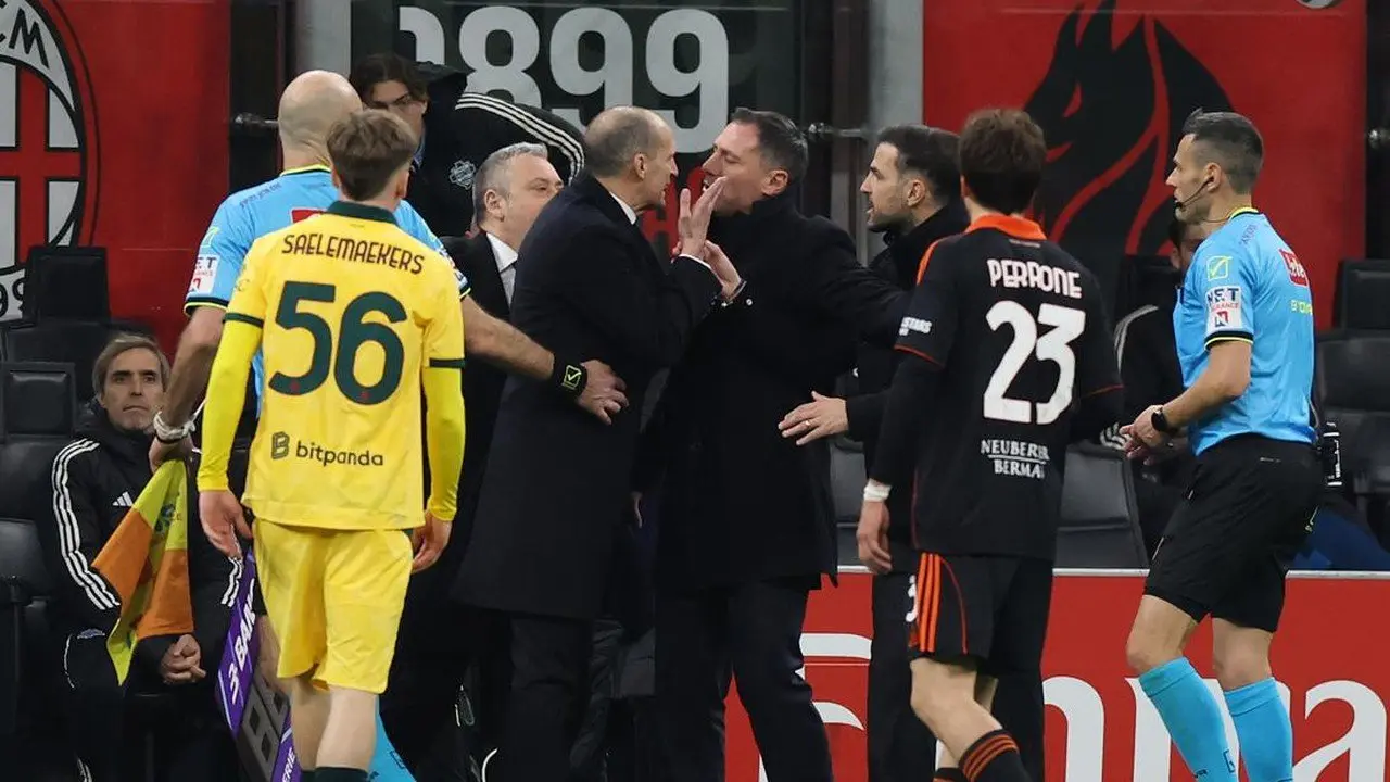 Napoli Jamu Como: Allegri Klaim Tak Ada Perseteruan Pribadi dengan Fabregas