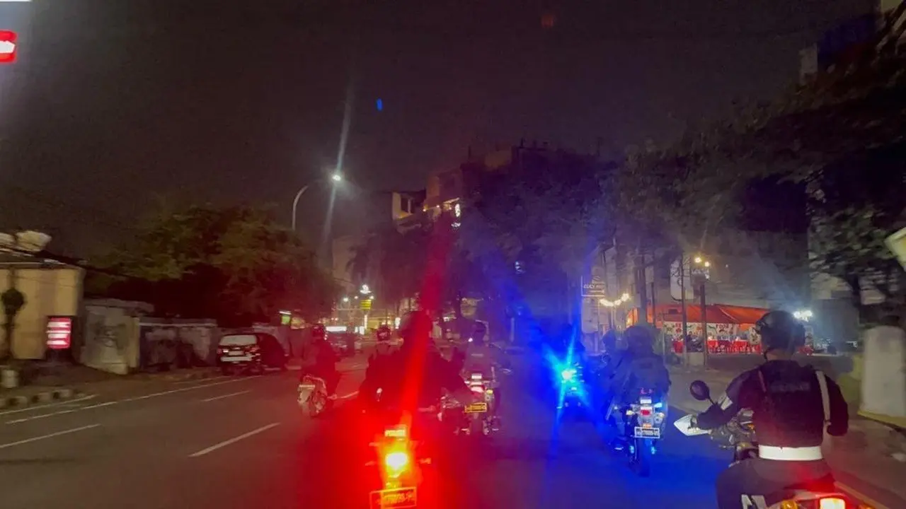 Patroli Brimob di Tangerang untuk Antisipasi Kriminalitas dan Tawuran