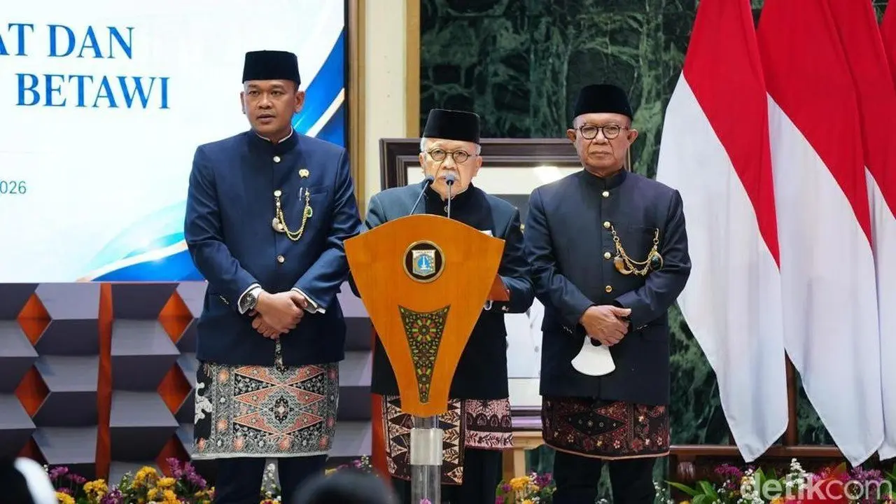 Pramono Anung Lantik Fauzi Bowo Pimpin Lembaga Adat Kebudayaan Betawi
