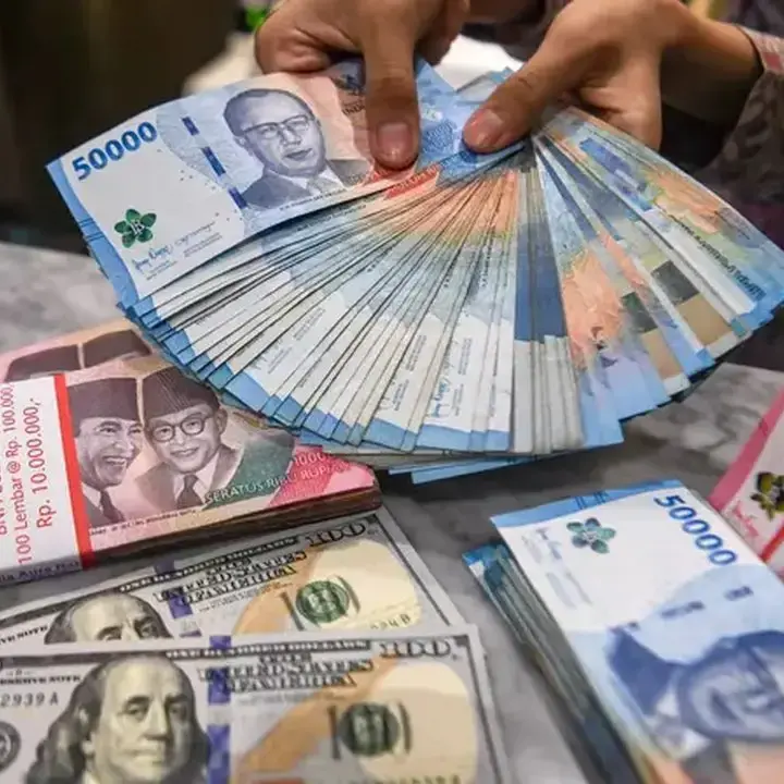 Rupiah Melemah di Tengah Aksi Demonstrasi dan Kebijakan BI
