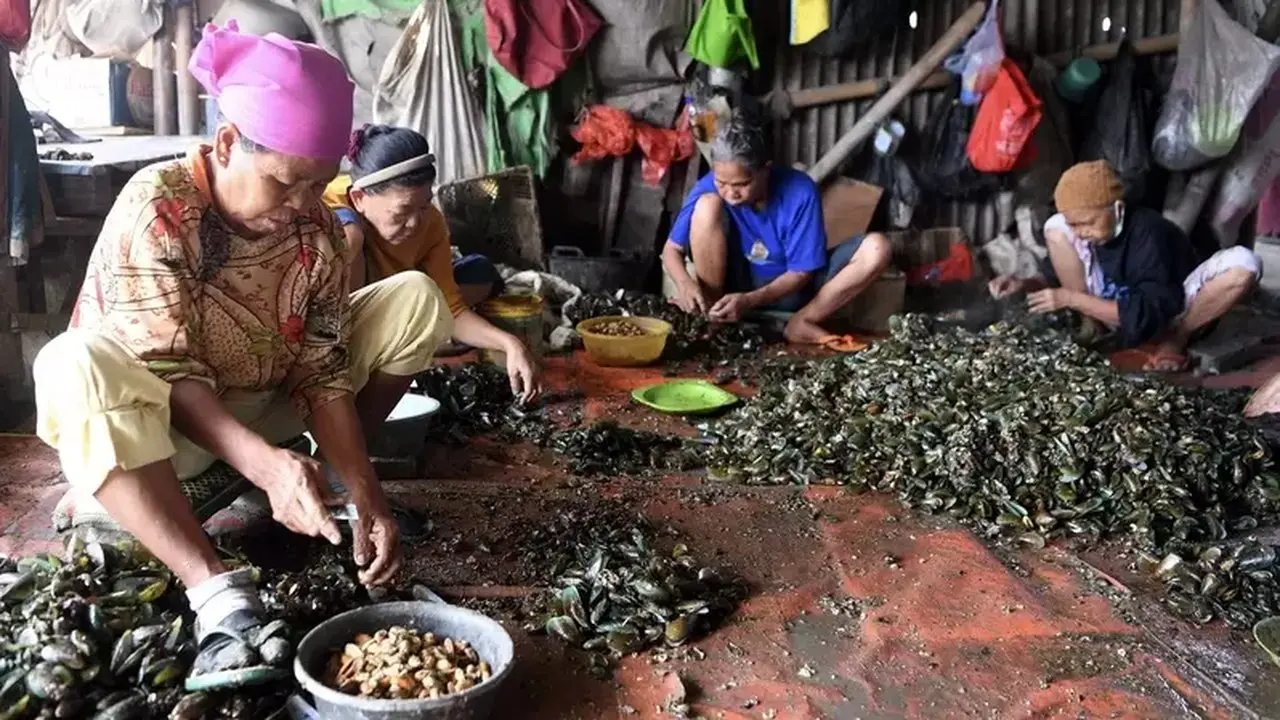 RUU Ketenagakerjaan: Buruh dan Pengusaha Masih Beda Pendapat soal Pesangon dan Outsourcing