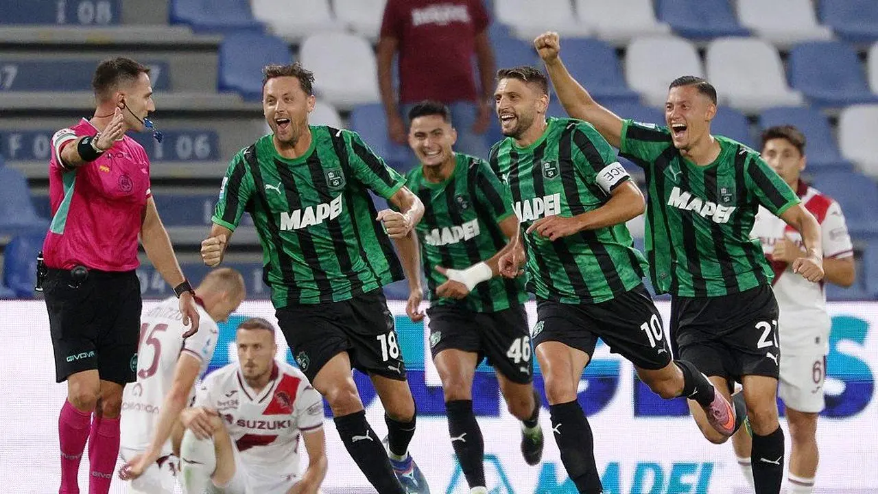 Sassuolo Raih Kemenangan Perdana Serie A Usai Kalahkan Torino 2-1