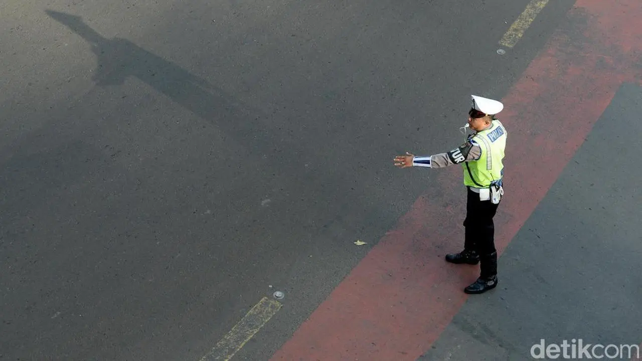 Situasi Lalin Jakarta Aman Jelang Demo, Polisi Berlakukan Rekayasa Situasional