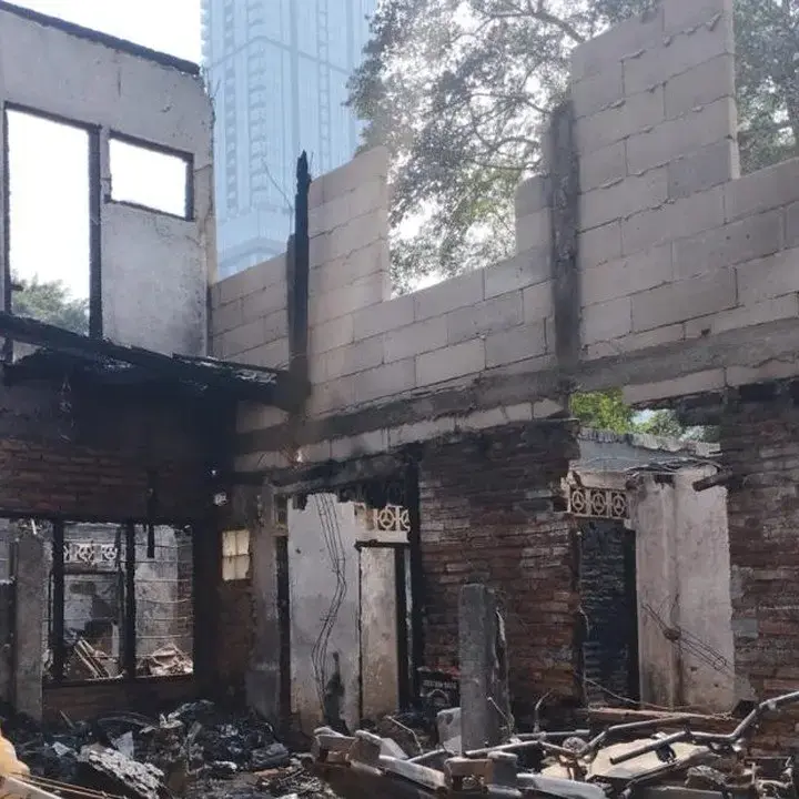 Tiga Rumah di Kebon Melati Jakarta Pusat Ludes Terbakar