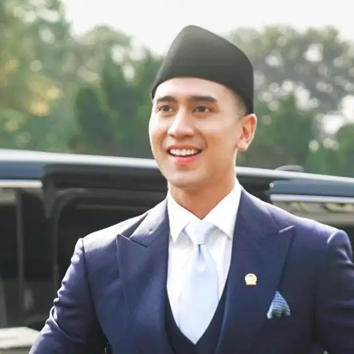 Verrel Bramasta Diperkenalkan Sebagai Anggota Baru Komisi I DPR