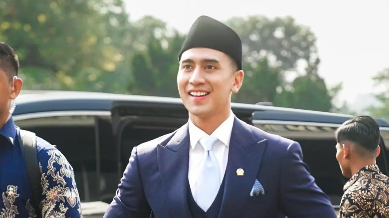 Verrel Bramasta Diperkenalkan Sebagai Anggota Baru Komisi I DPR