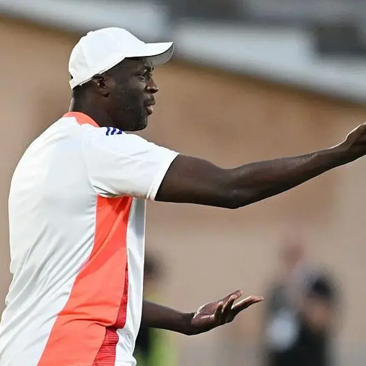 Yaya Toure Cetak Sejarah sebagai Pelatih Afrika Pertama di Fase Liga Champions