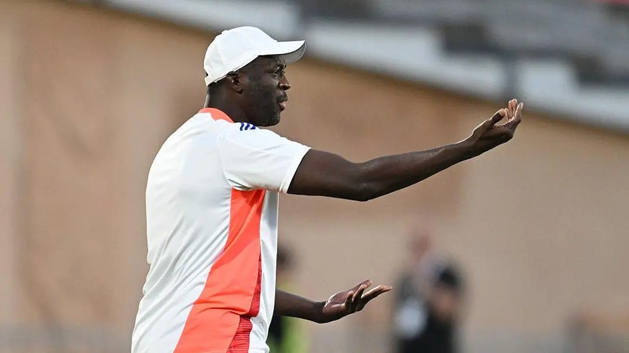 Yaya Toure Cetak Sejarah sebagai Pelatih Afrika Pertama di Fase Liga Champions