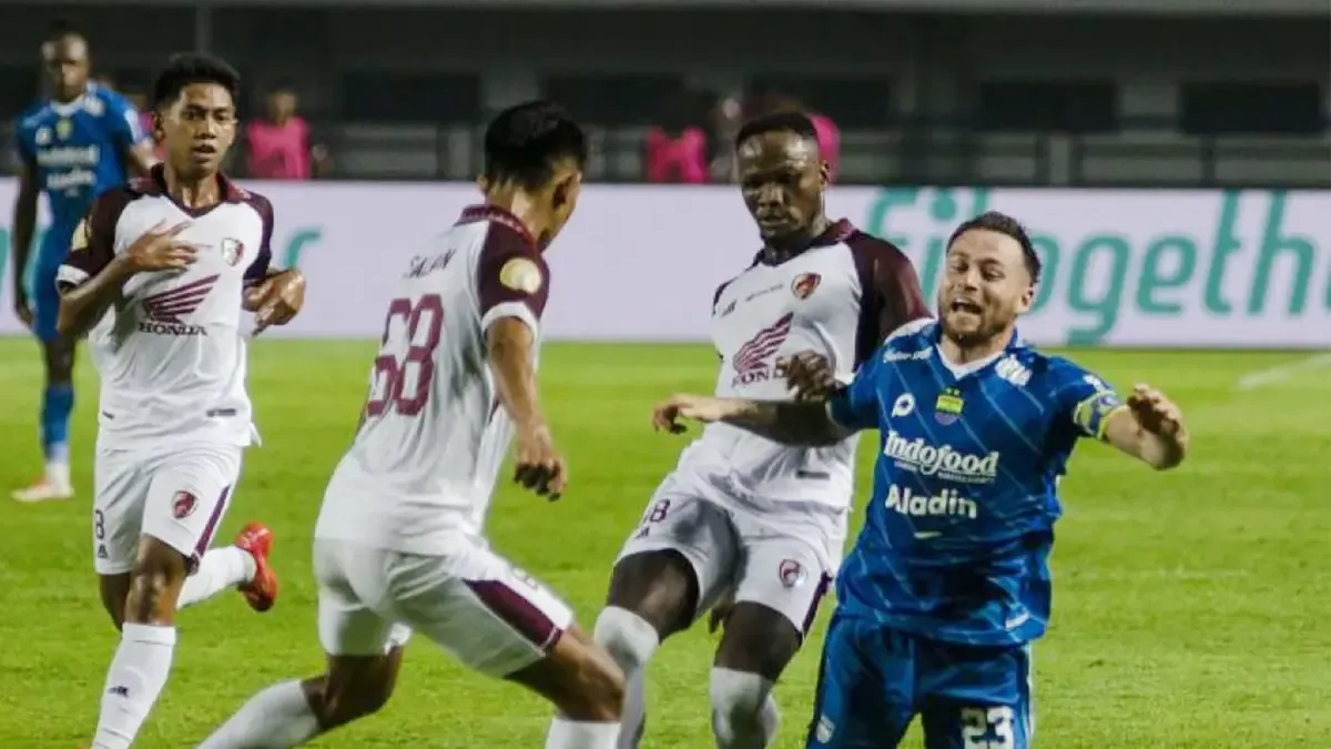 Drama Comeback Maung Bandung: Kodai Tanaka Cetak Gol Cepat! PSM Makassar Unggul 1-0 atas Persib Bandung di Babak Pertama
