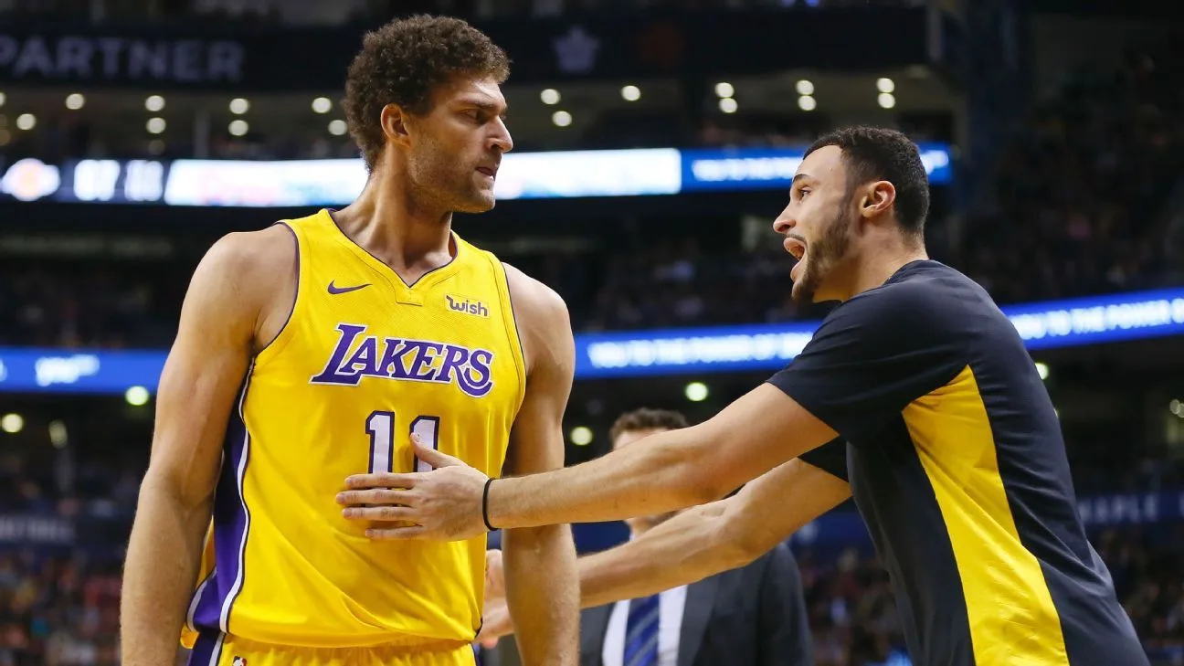 Aksi Heroik Brook Lopez Nyaris Bungkam Lakers dalam Duel Sengit Los Angeles
