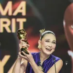 Capaian Internasional: Anggun Raih Penghargaan Aktris Terbaik hingga Dianugerahi Officer of the Order of Arts and Letters