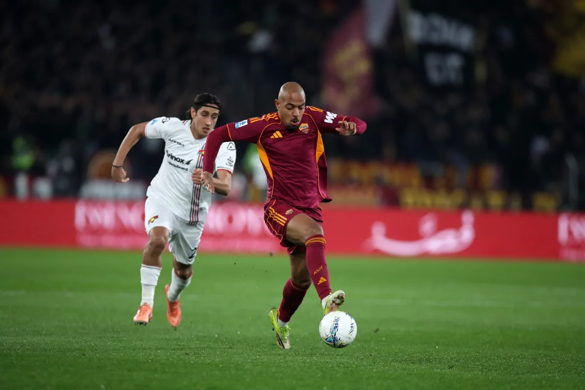 Drama Kartu Merah di Italia: Aksi Berbahaya Donyell Malen Terhadap Kaiki Bruno Warnai Hasil Imbang AS Roma