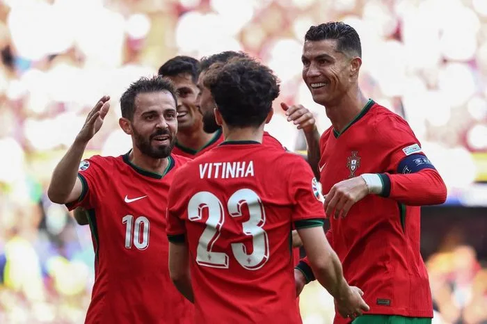 Drama Timnas Portugal: Vitinha Berharap Cristiano Ronaldo Kembali ke Timnas Portugal [titlebase]