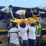 Fenomena Jatuh dalam Berbagai Perspektif: Dari Tragedi Jalan Raya hingga Dinamika Kehidupan