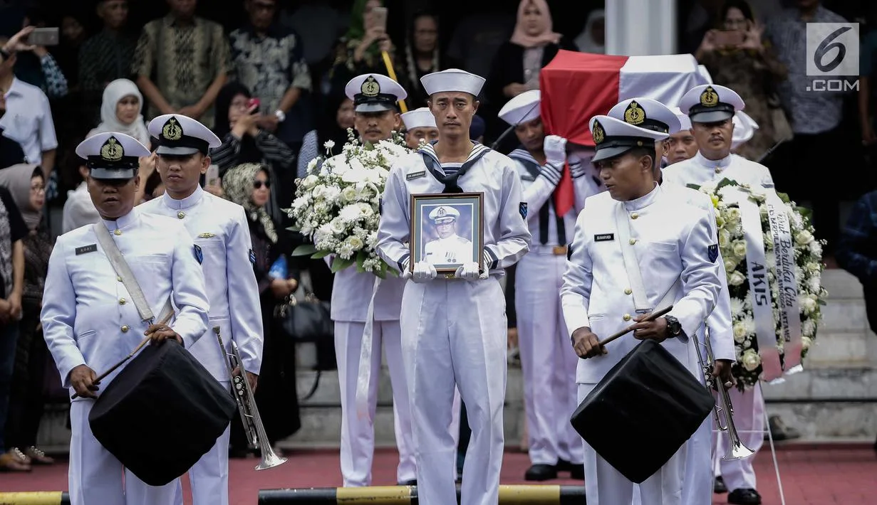 Kepergian Sang Legenda: Suasana Duka Pemakaman Musisi Senior Doddy Katamsi di Pondok Labu Cilandak