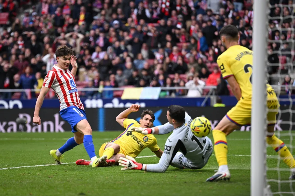 Pintu Keluar Tertutup, Atletico Madrid Pastikan Julián Alvarez Bertahan di Bursa Transfer Januari