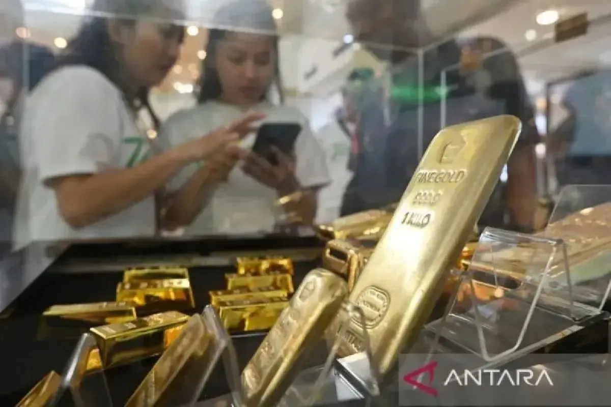 Waspada Gejolak Pasar: Harga Emas Diprediksi Bergerak Fluktuatif di Kisaran Rp 2,42—Rp 2,68 Juta per Gram pada Pekan Ini
